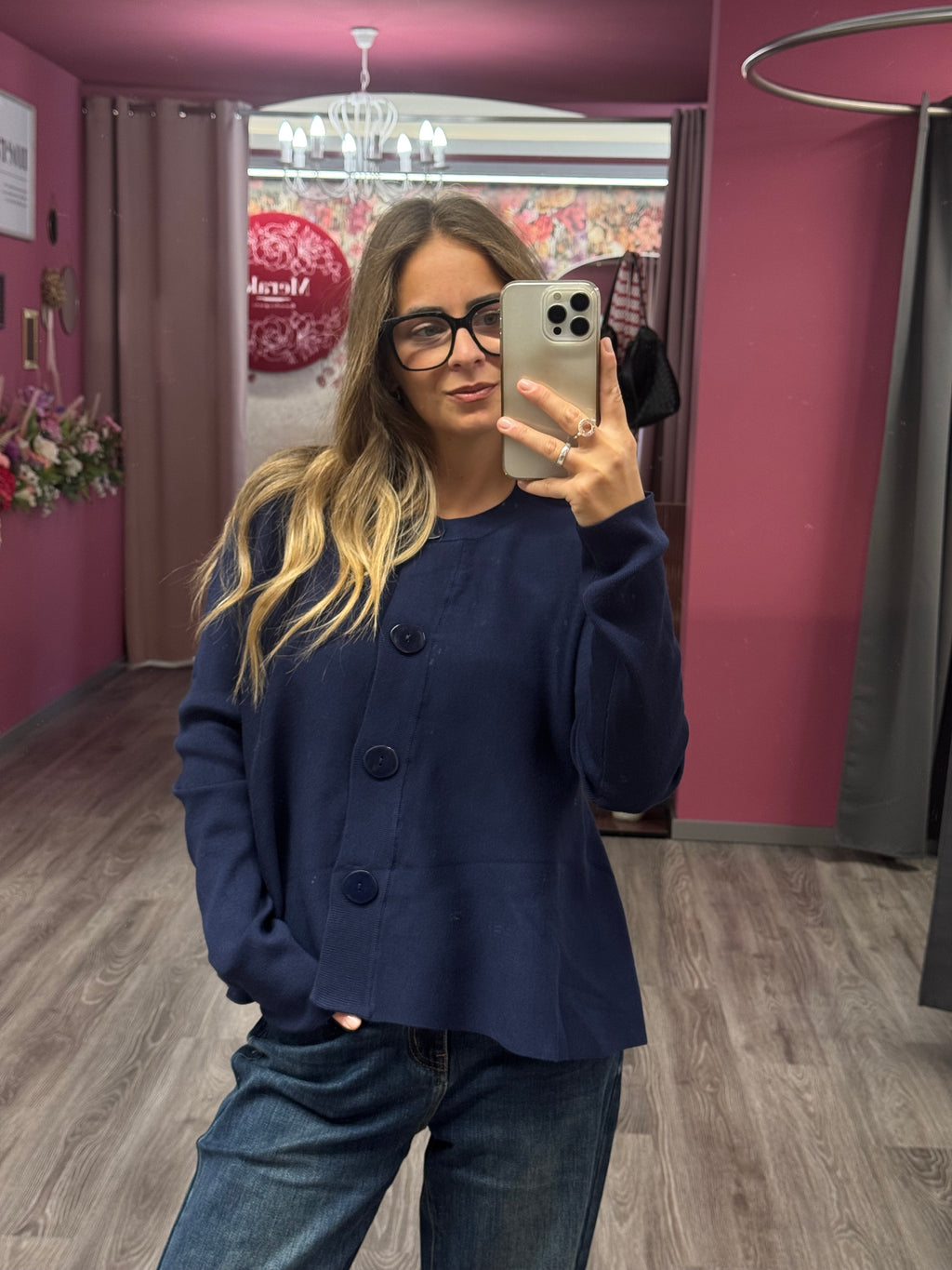BOLD CARDIGAN