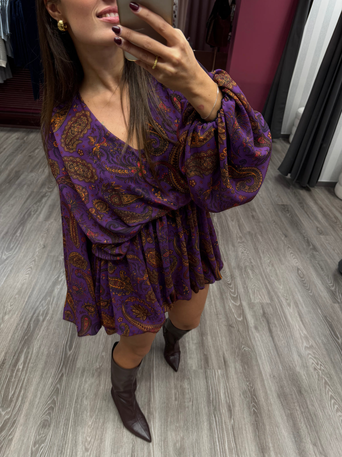 PAISLEY ABITO