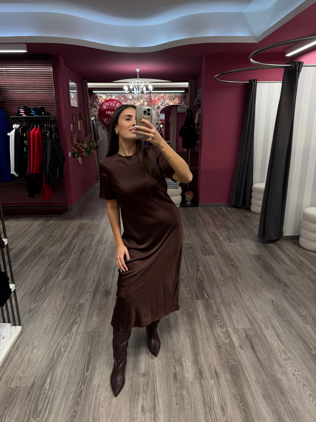 MINA ABITO RASO