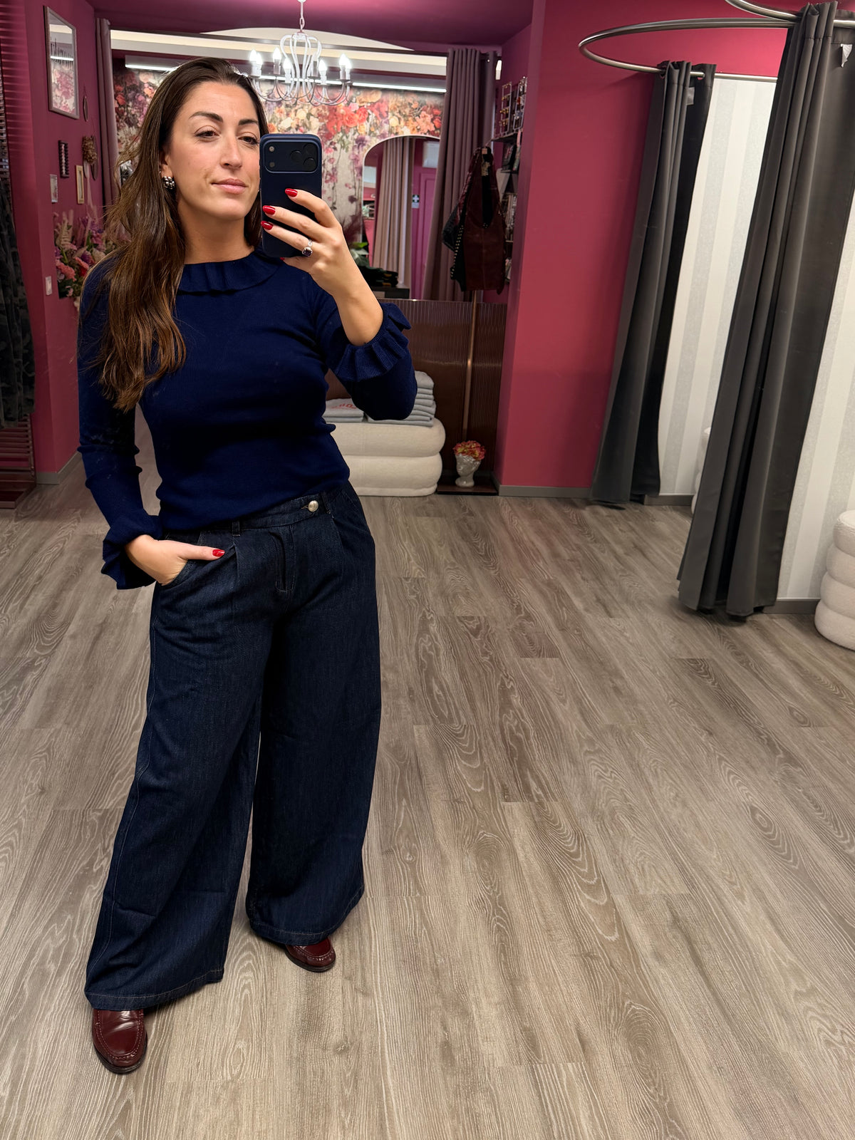 NINA MAGLIA ROUCHES