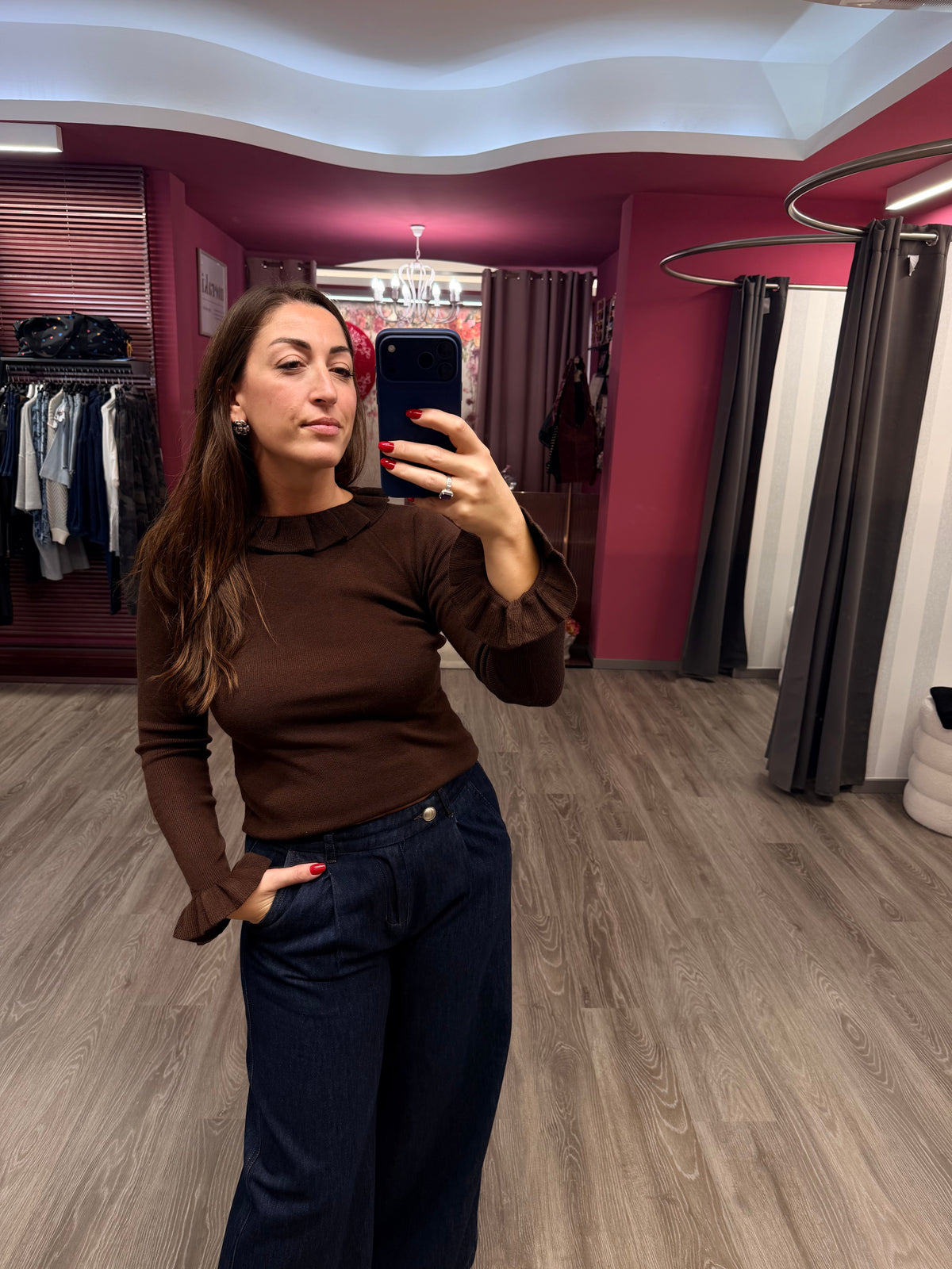 NINA MAGLIA ROUCHES