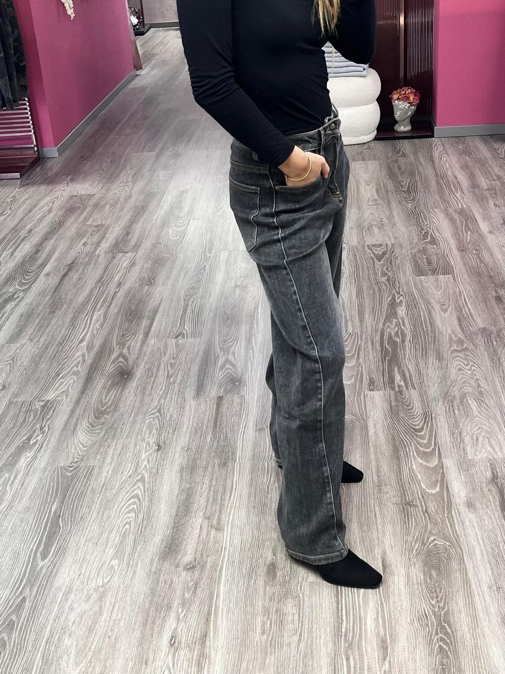 KATIA JEANS MOM