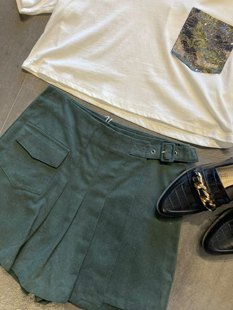 SHORT SKORT