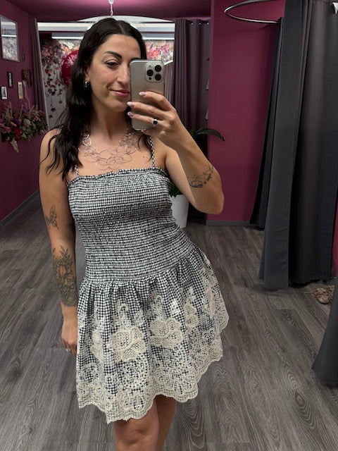 ABITO NOEMI